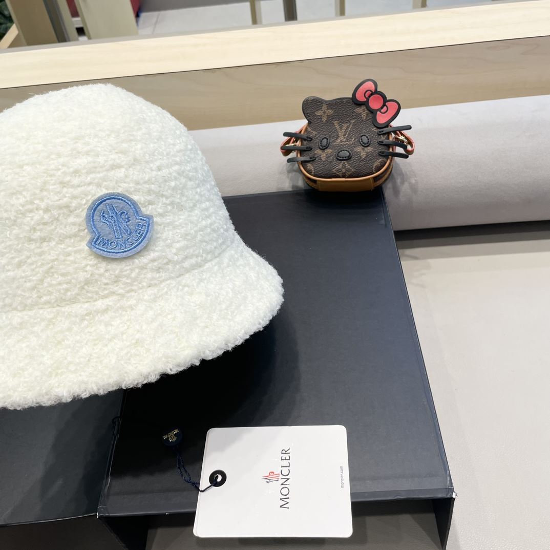 Moncler Caps